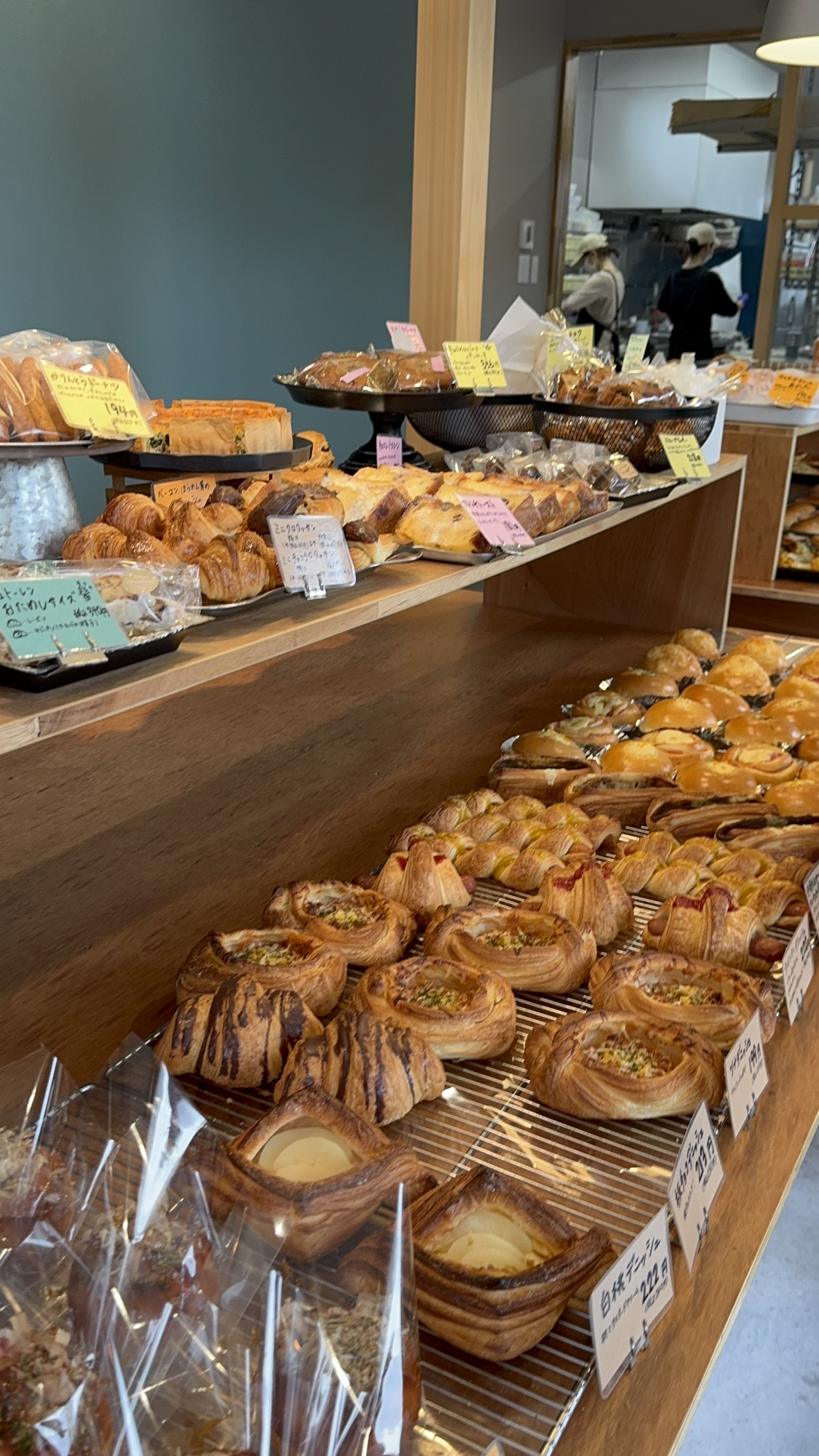 南国市のまちのパン屋さん「Perori（ペロリ）」｜毎日にちょうどいい美味しさが揃う地元人気ベーカリー