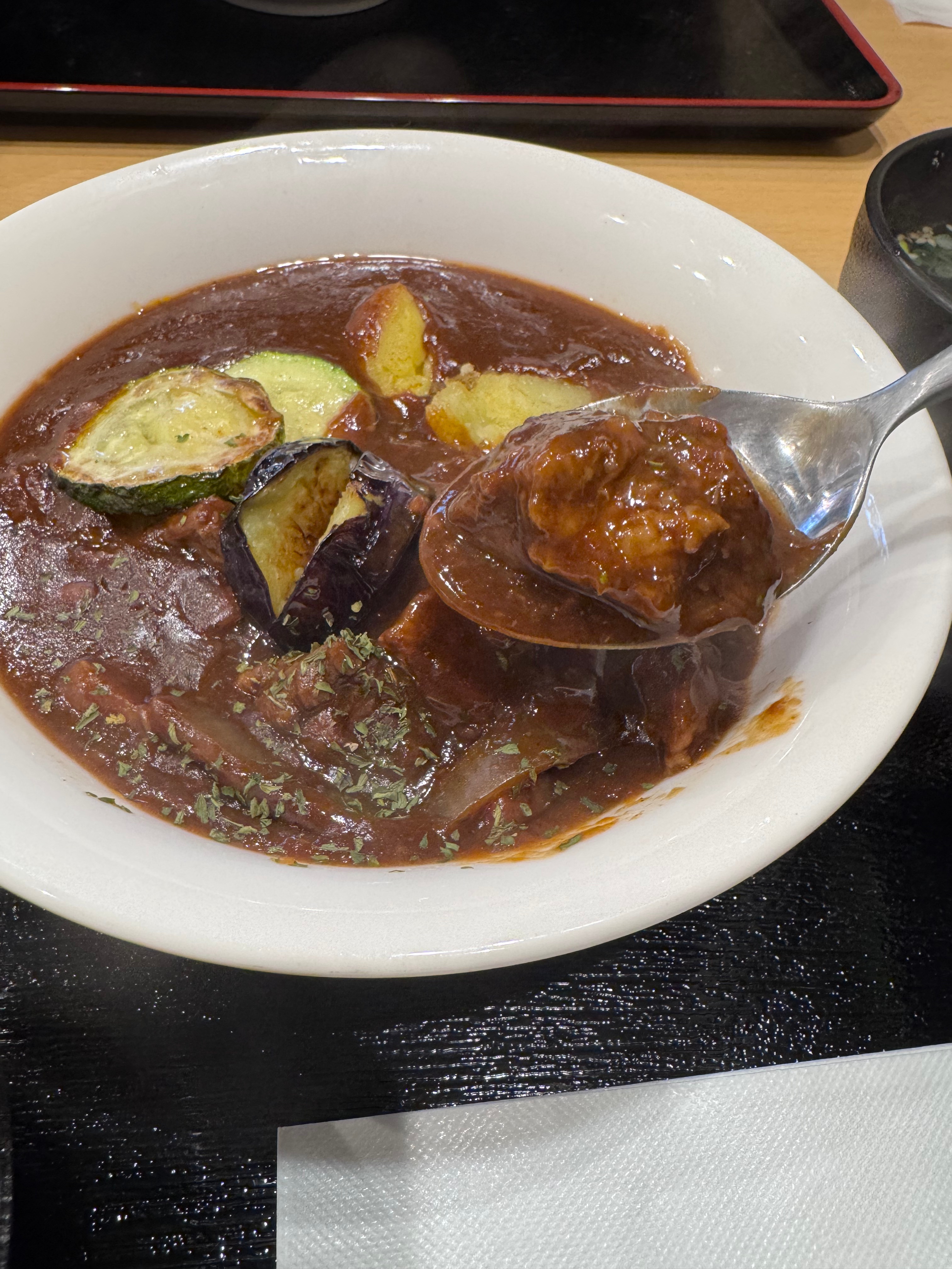 【高知市追手筋ランチ】焼肉屋で“焼かない”選択。