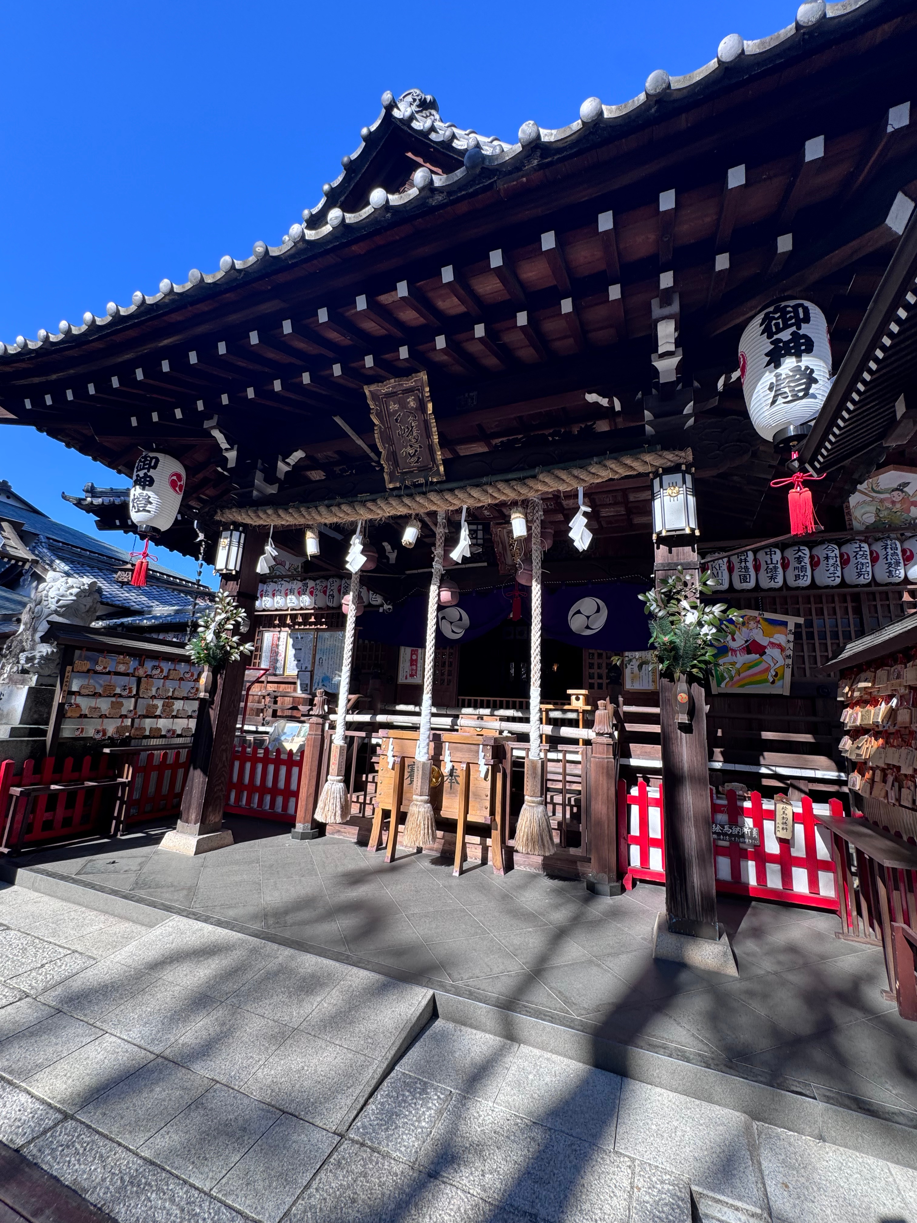 高知八幡宮｜高知城の守護神として受け継がれる、街の真ん中のパワースポット