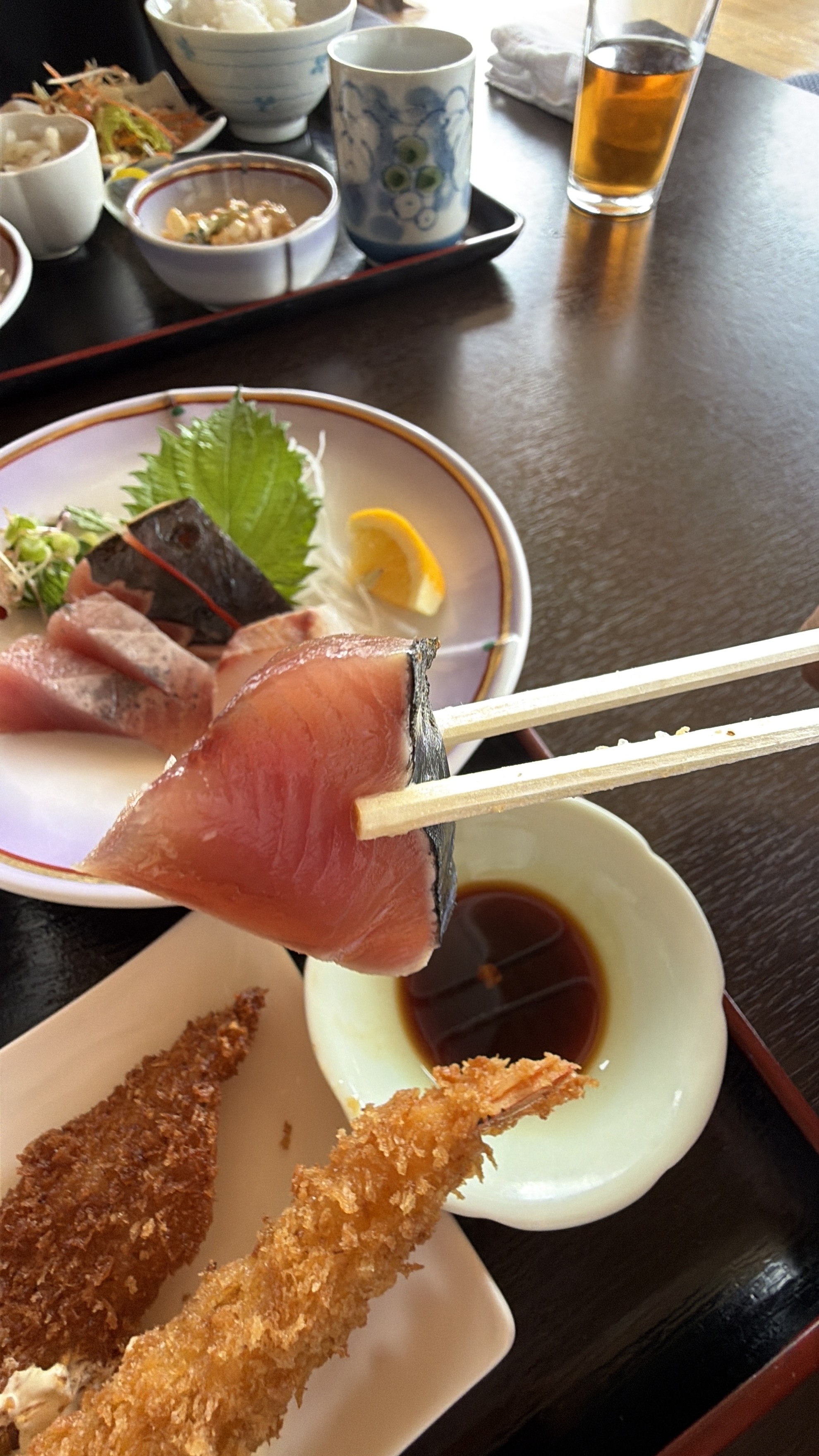 【南国市ランチ】酒菜館もり國でランパス1000円定食！刺身もエビフライも付いてこのボリュームは反則級